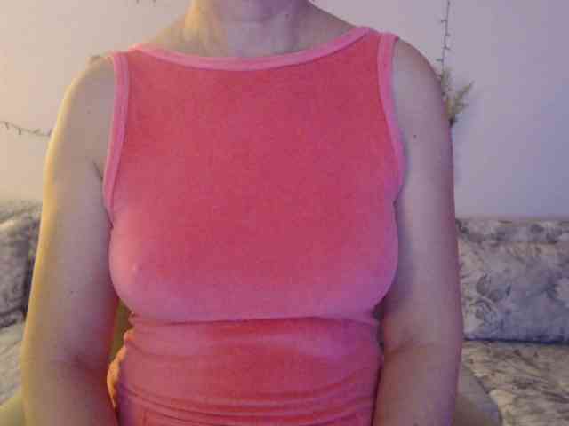 goodSnowQueen webcam