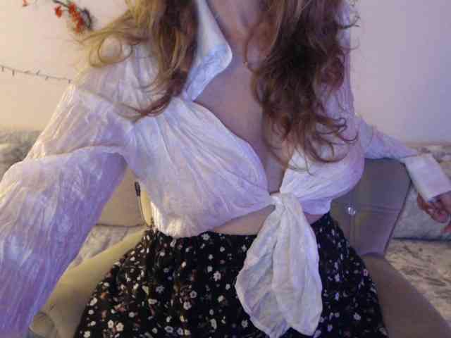 goodSnowQueen webcam