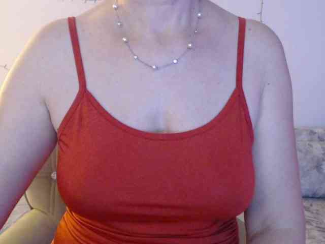 goodSnowQueen webcam