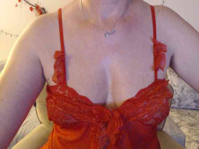 goodSnowQueen webcam