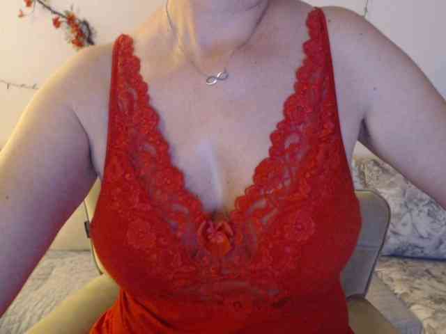 goodSnowQueen webcam