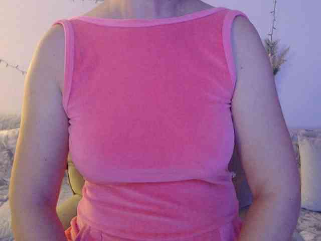 goodSnowQueen goodSnowQueen