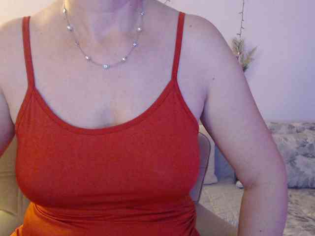 goodSnowQueen webcam