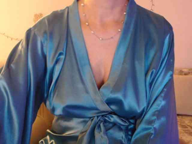 goodSnowQueen goodSnowQueen