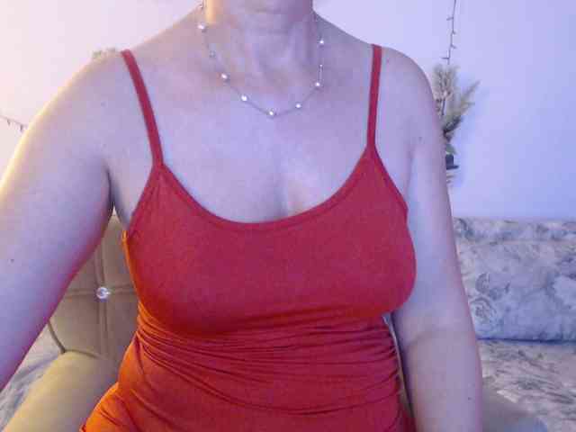 goodSnowQueen webcam