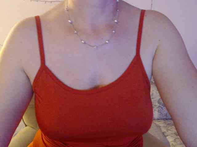 goodSnowQueen webcam