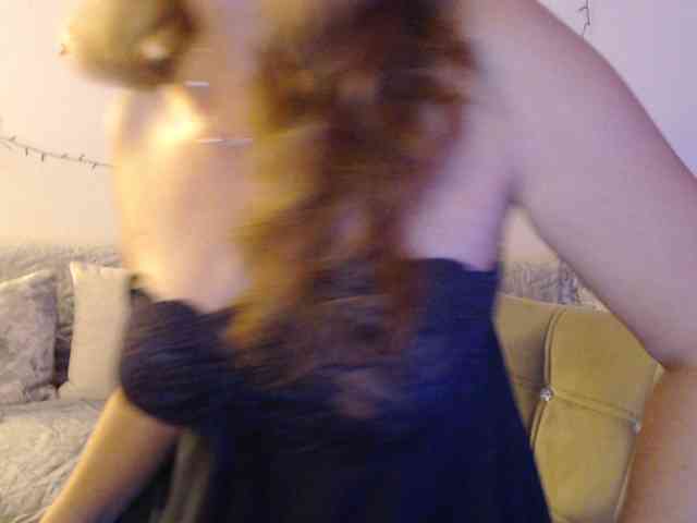 goodSnowQueen webcam