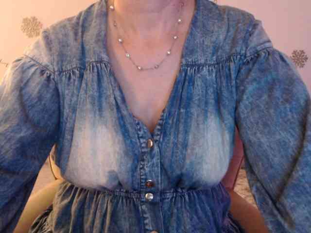 goodSnowQueen goodSnowQueen