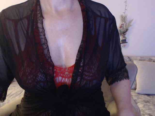 goodSnowQueen webcam