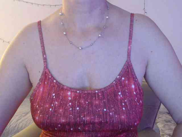 goodSnowQueen webcam