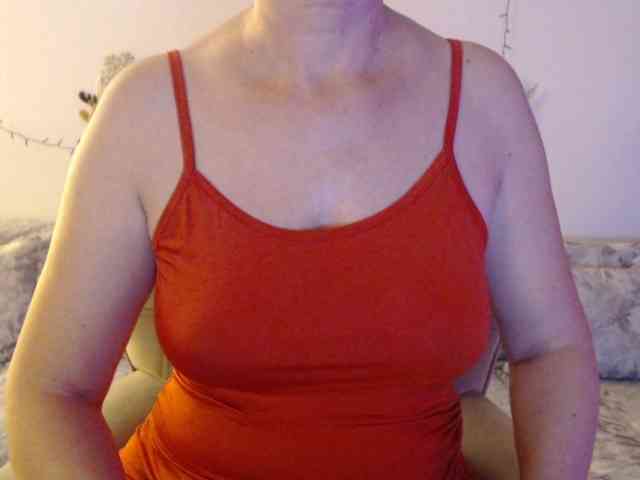 goodSnowQueen webcam