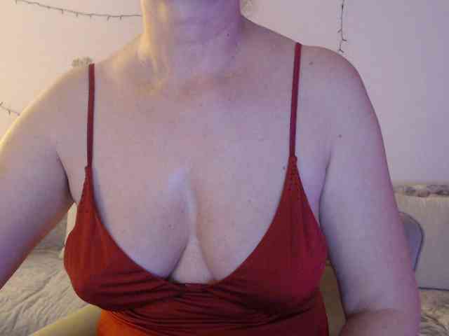 goodSnowQueen goodSnowQueen