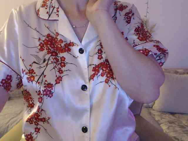 goodSnowQueen goodSnowQueen