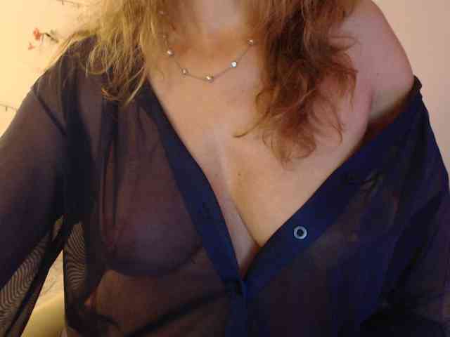 goodSnowQueen webcam