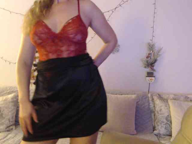 goodSnowQueen webcam