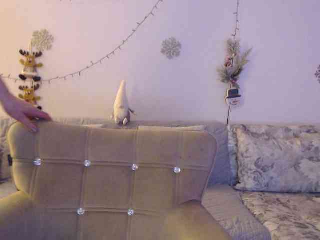 goodSnowQueen webcam