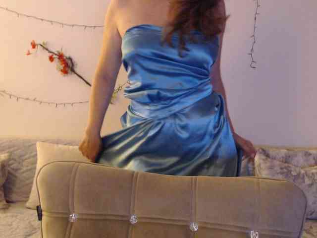 goodSnowQueen webcam