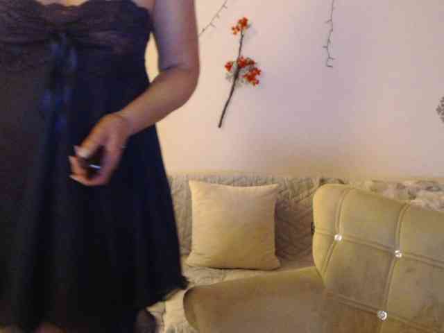 goodSnowQueen webcam