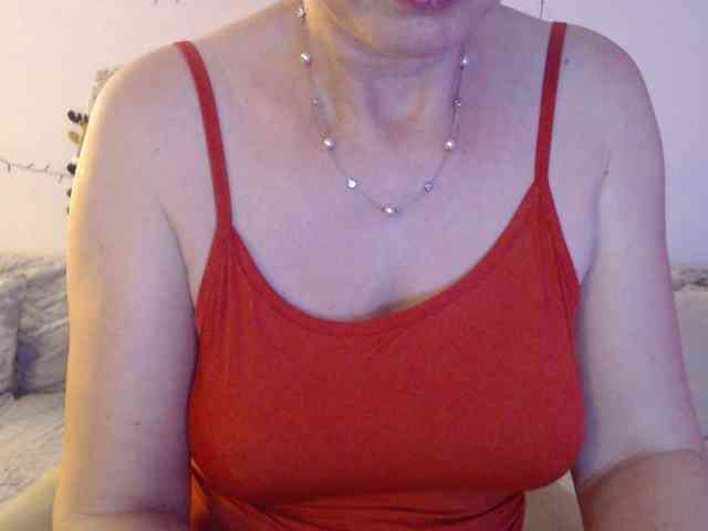 goodSnowQueen webcam