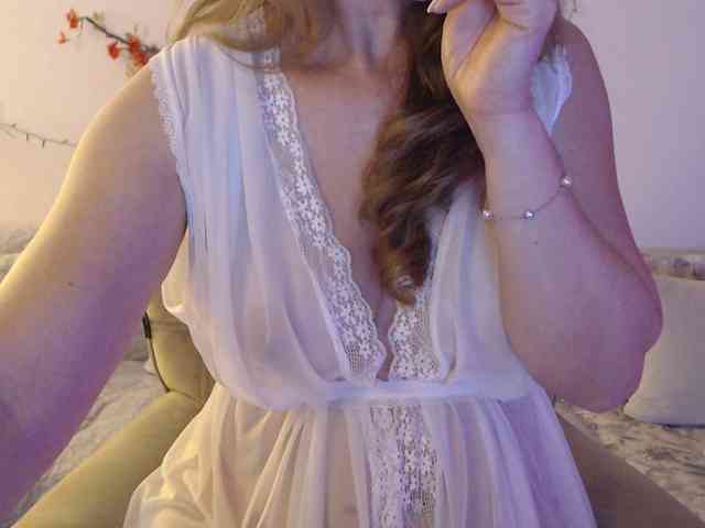 goodSnowQueen webcam