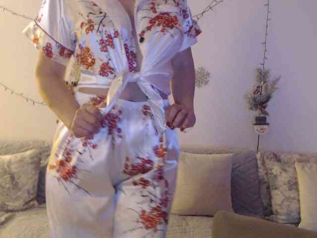 goodSnowQueen goodSnowQueen