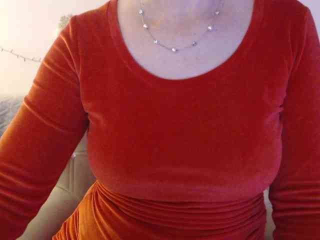 goodSnowQueen webcam