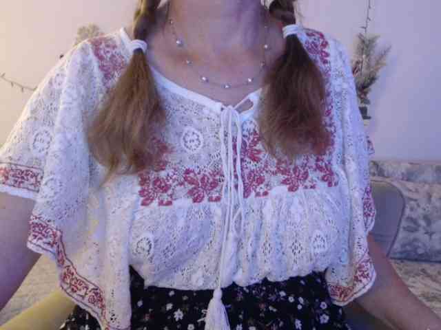 goodSnowQueen webcam