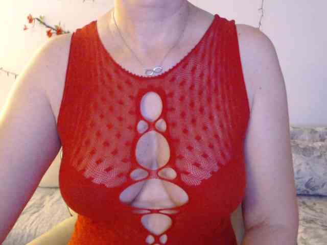 goodSnowQueen webcam