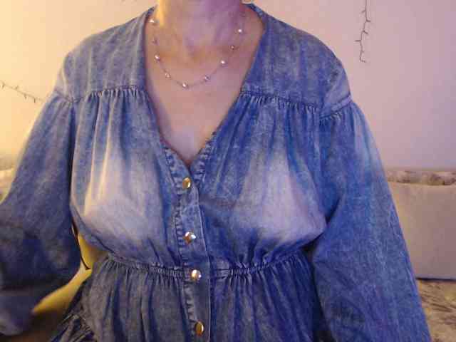 goodSnowQueen goodSnowQueen