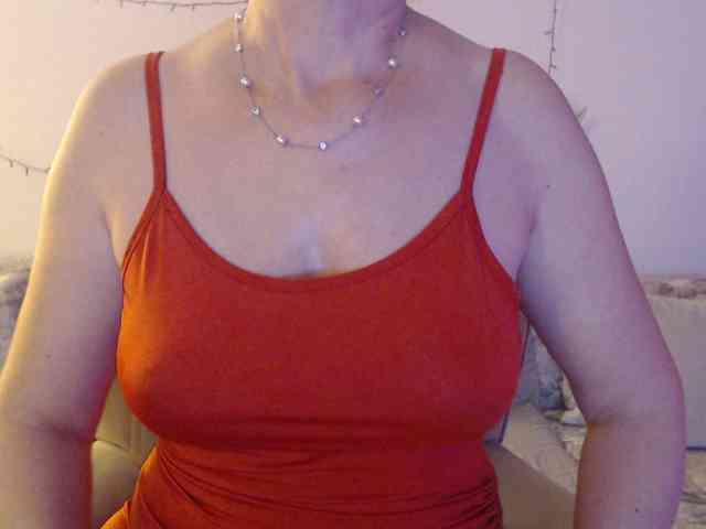 goodSnowQueen webcam