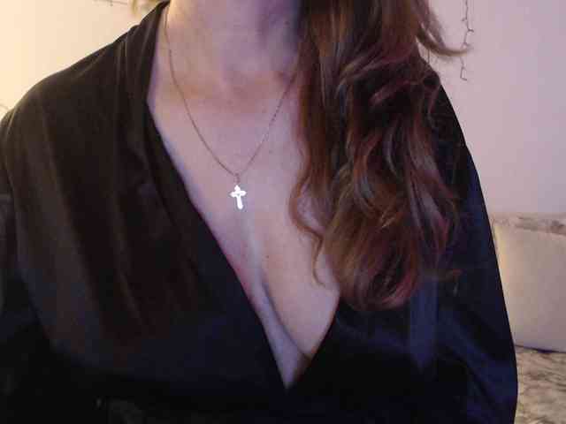 goodSnowQueen webcam