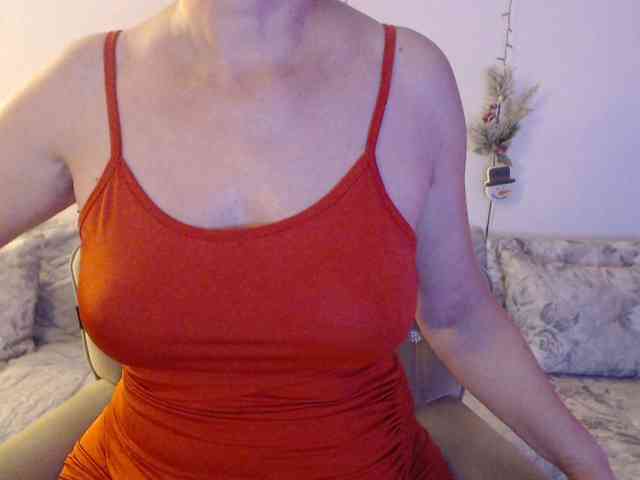 goodSnowQueen webcam