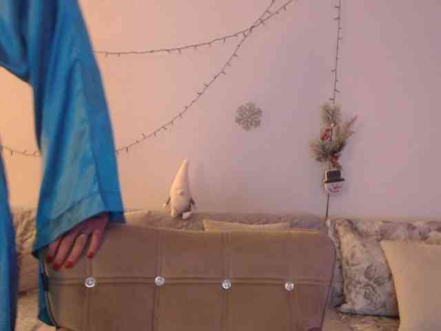 goodSnowQueen webcam