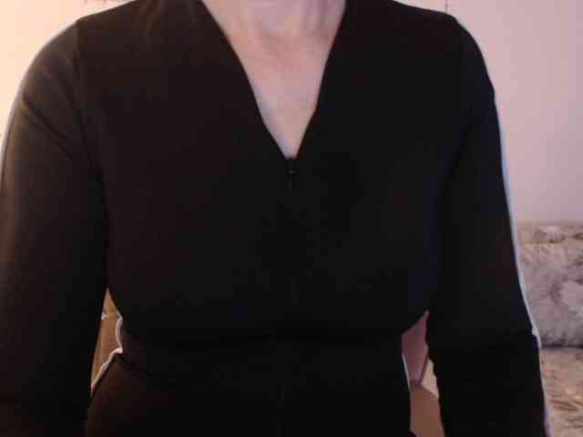 goodSnowQueen webcam