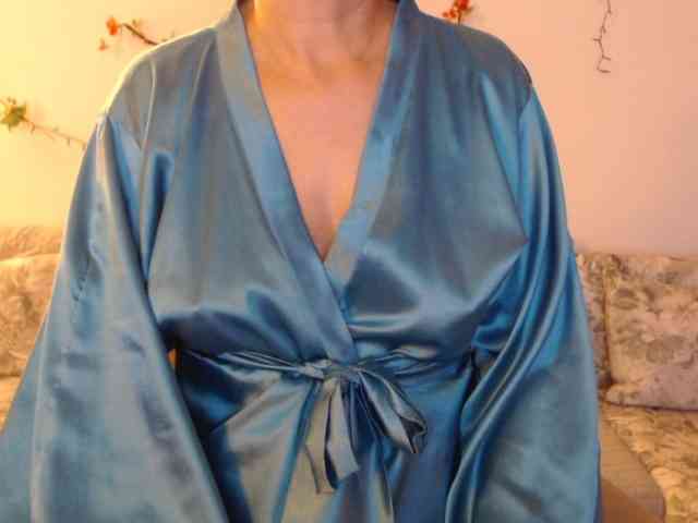 goodSnowQueen webcam