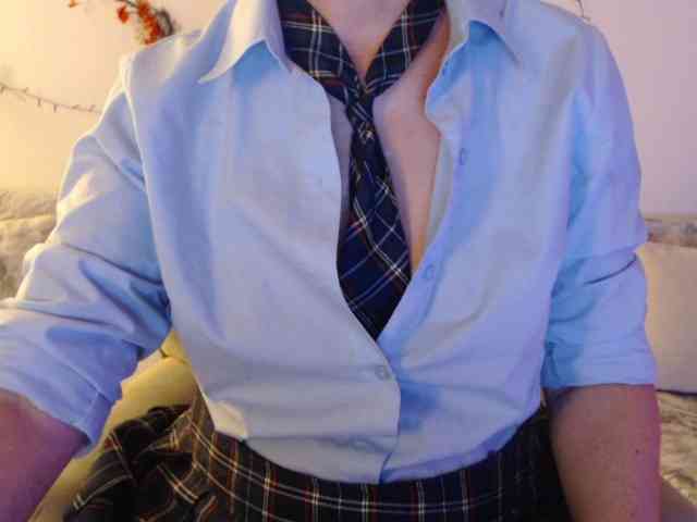 goodSnowQueen webcam