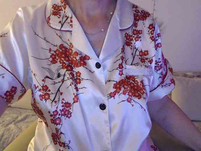 goodSnowQueen goodSnowQueen