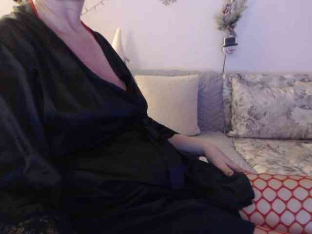 goodSnowQueen goodSnowQueen