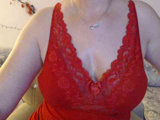 goodSnowQueen webcam