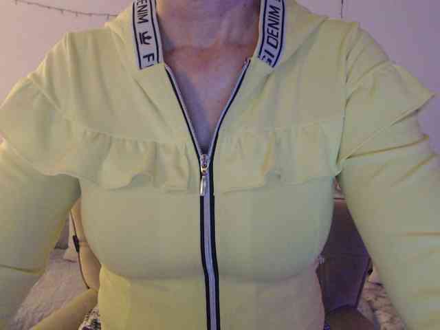 goodSnowQueen goodSnowQueen