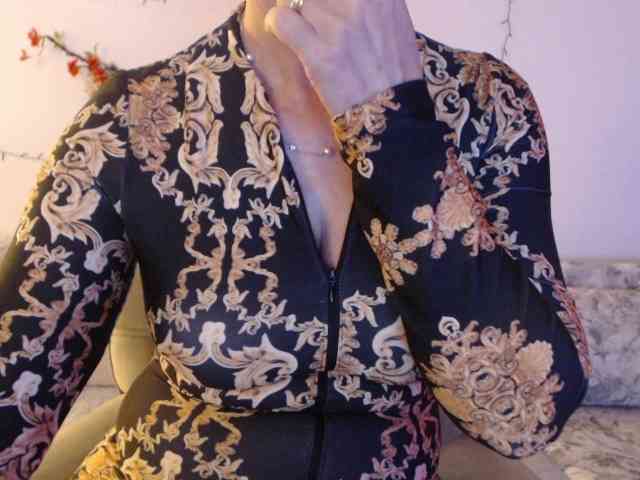 goodSnowQueen webcam