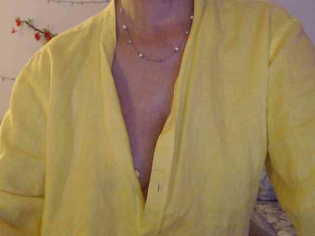 goodSnowQueen webcam