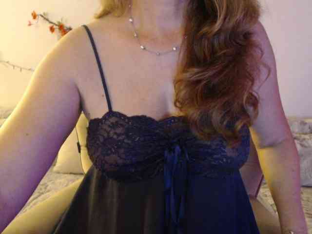 goodSnowQueen webcam