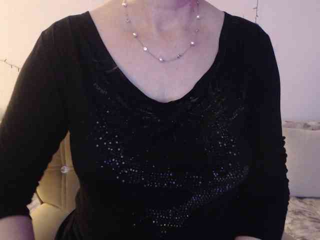 goodSnowQueen webcam