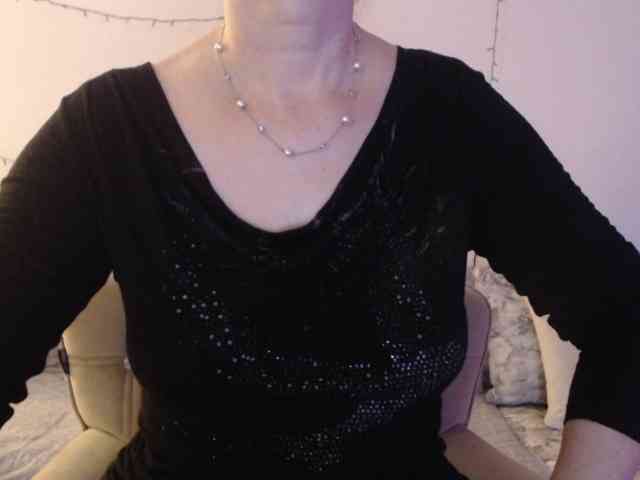 goodSnowQueen webcam