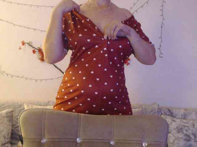 goodSnowQueen webcam