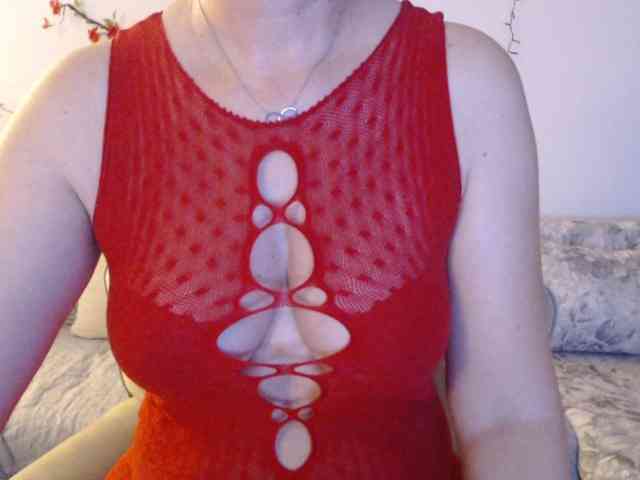 goodSnowQueen webcam