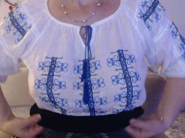 goodSnowQueen webcam