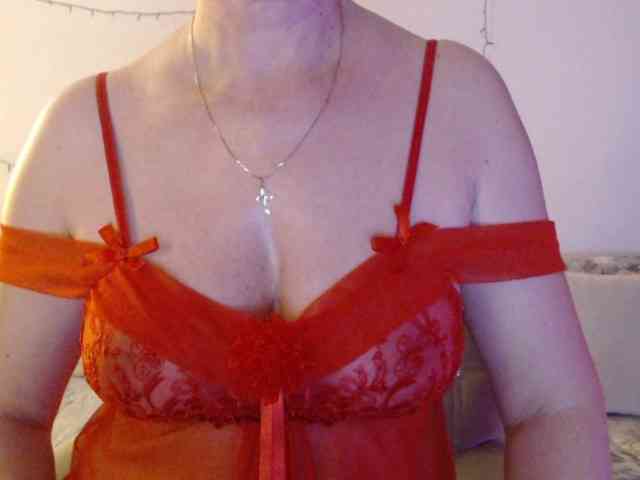 goodSnowQueen webcam