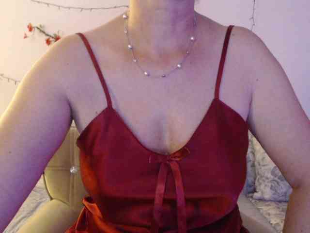 goodSnowQueen goodSnowQueen